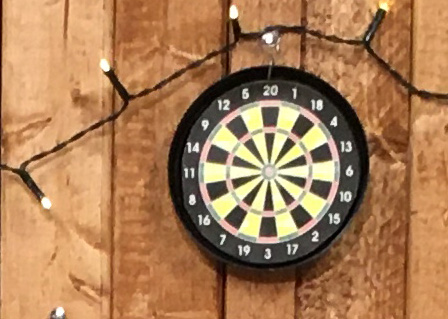 Mounted dart board