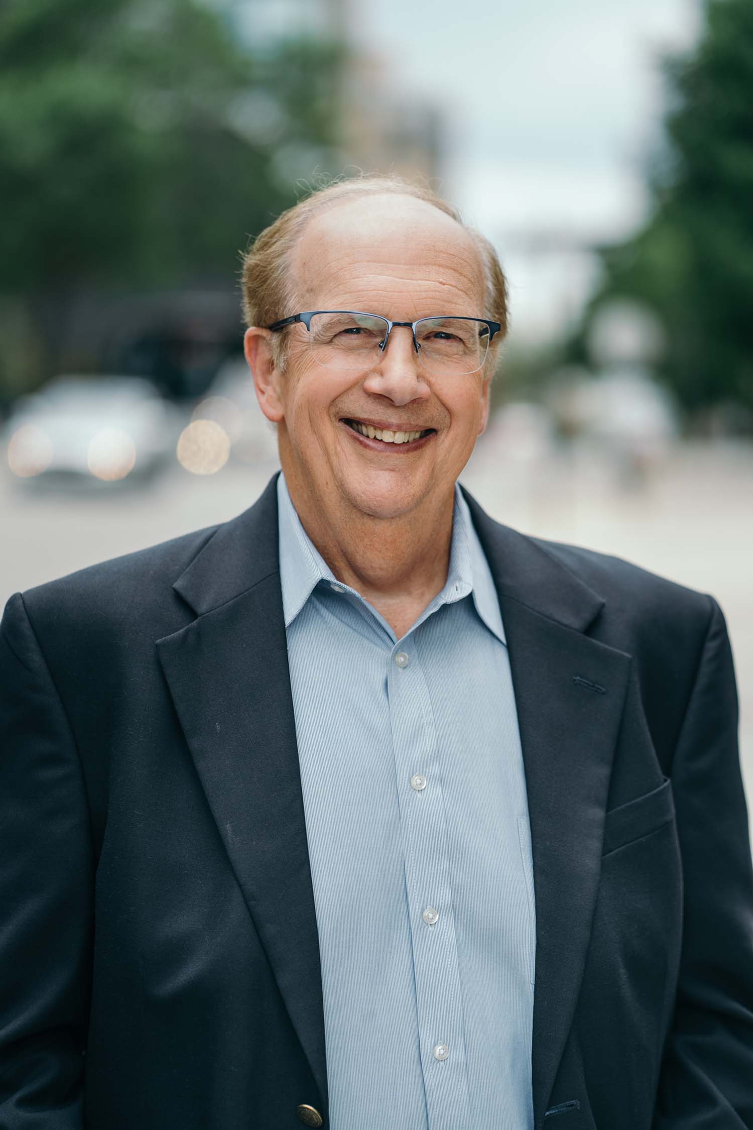 portrait of 6AM Marketing CEO Wayne Harris in downtown Madison, Wisconsin